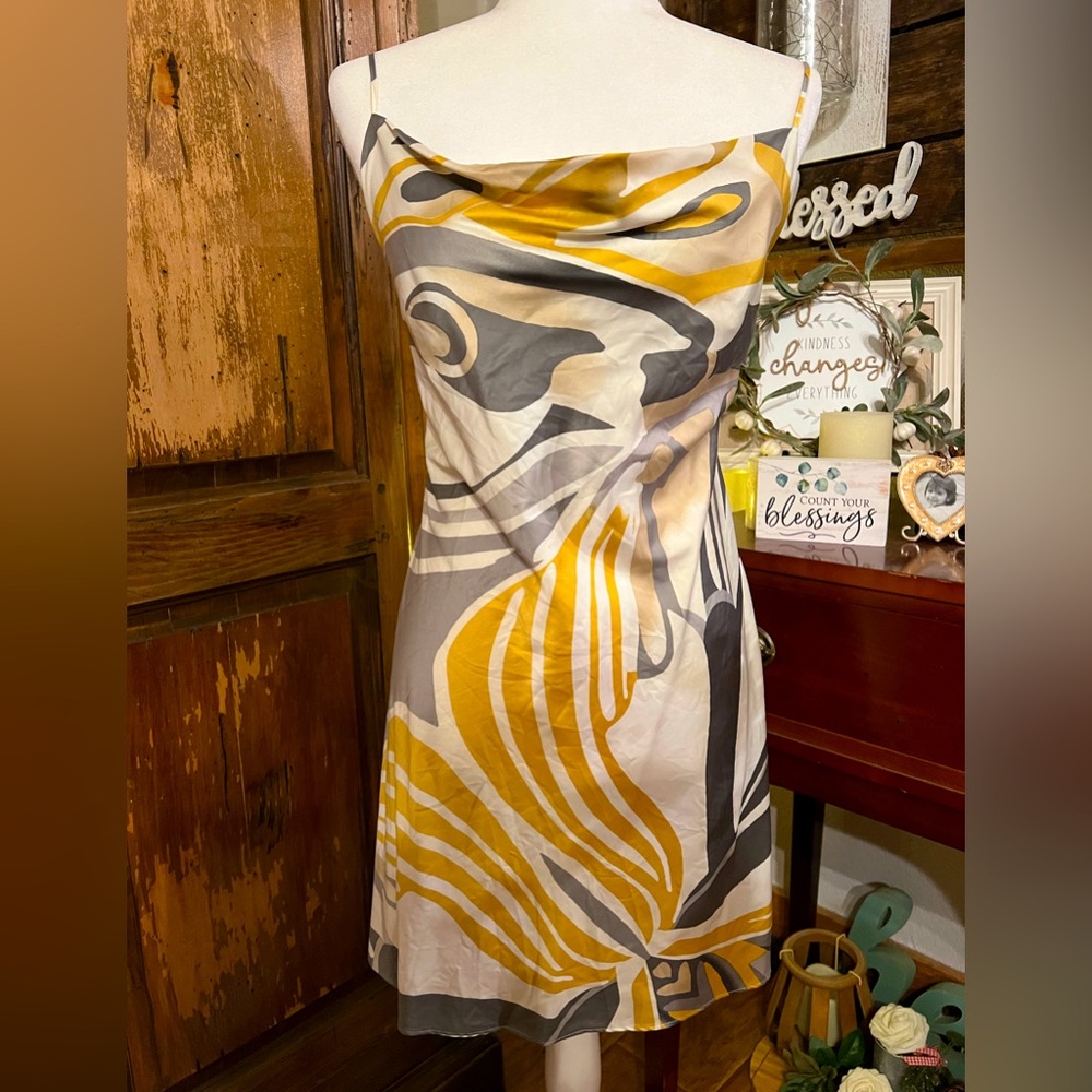 Natori Gown